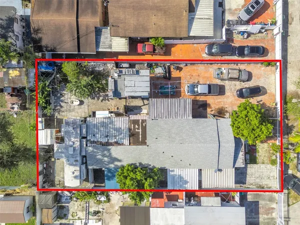 $3,200 | 3166 Northwest 102nd Street, Miami, FL 33147