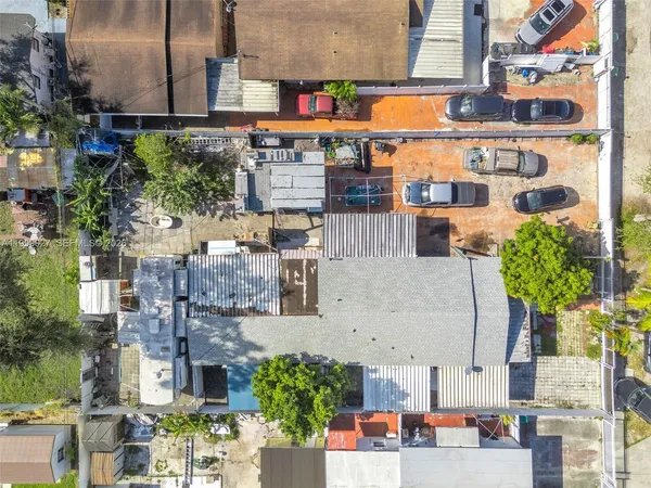 $3,200 | 3166 Northwest 102nd Street, Miami, FL 33147