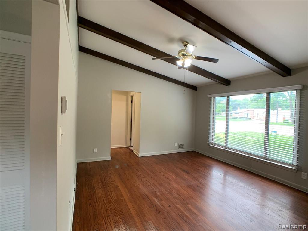9240 Merriman Road Livonia, MI 48150 - Photo 4 of 19