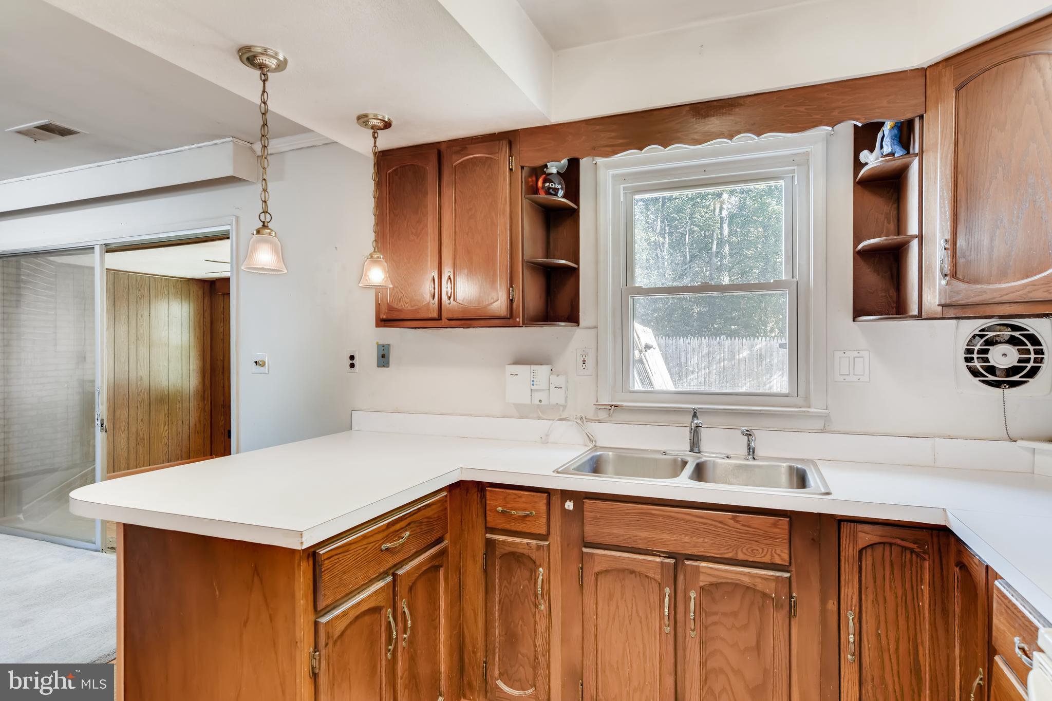725 Joppa Farm Road Joppa, MD 21085 - Photo 11 of 28 Kitchen