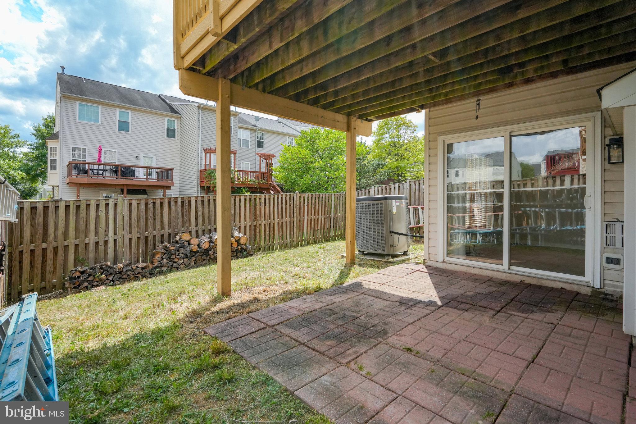 42751 Bennett Street Chantilly, VA 20152 - Photo 48 of 61 a view of a backyard with a small cabin