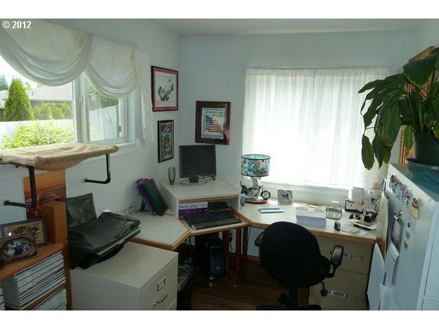 3930 Southwest Huber Street Portland, OR 97219 - Photo 22 of 26 Gallery Image 22