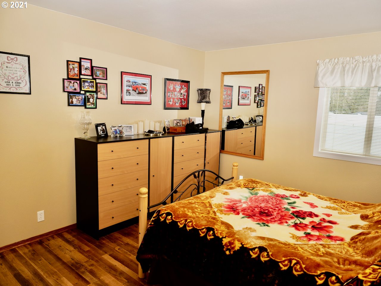 3930 Southwest Huber Street Portland, OR 97219 - Photo 9 of 26 Gallery Image 9