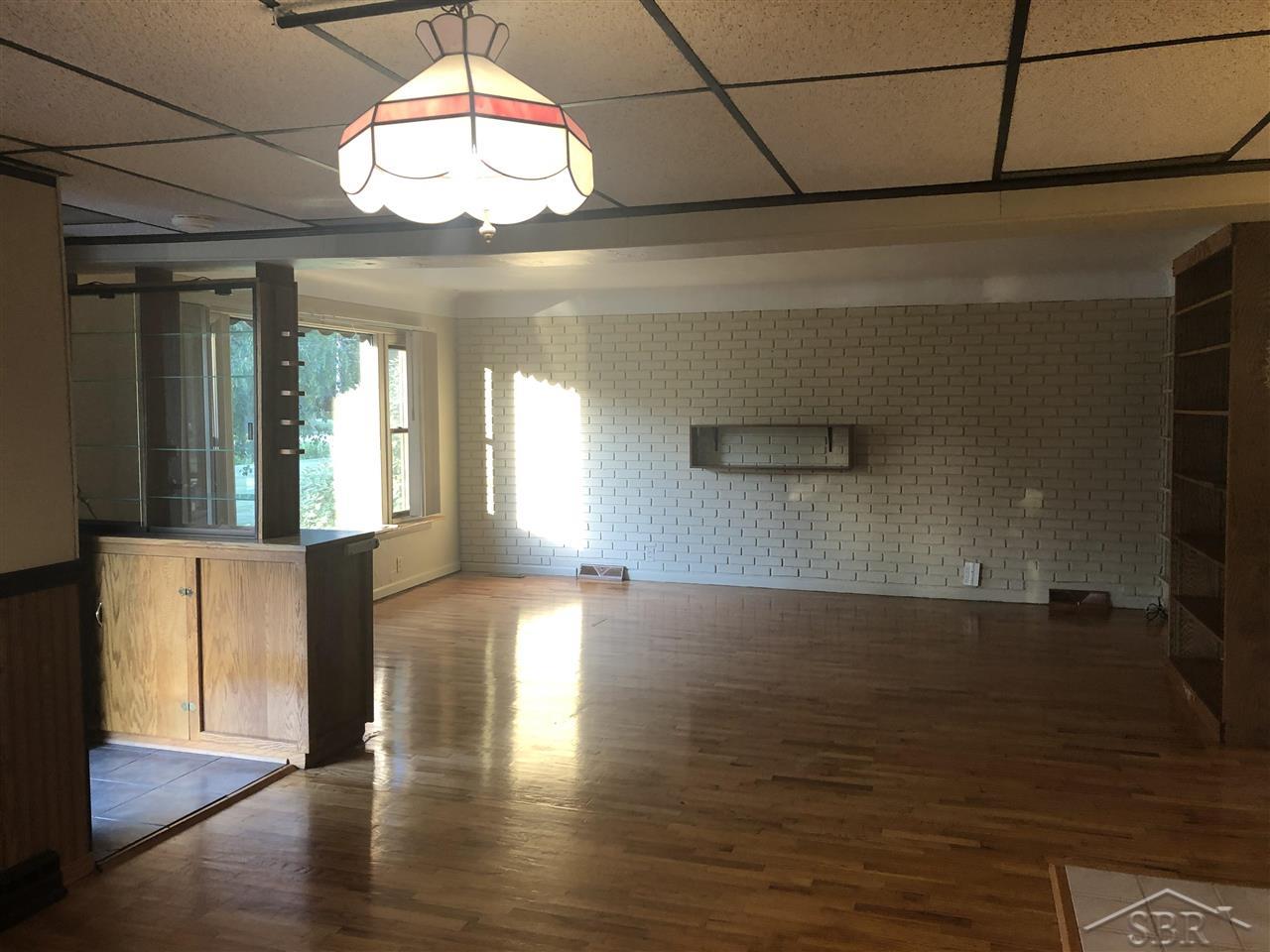 647 West Munger Road Munger, MI 48747 - Photo 4 of 44 50045782-4.JPG