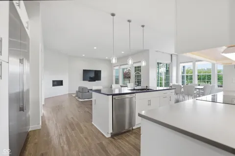 $899,000 | 1358 Avondale Drive, Westfield, IN 46074