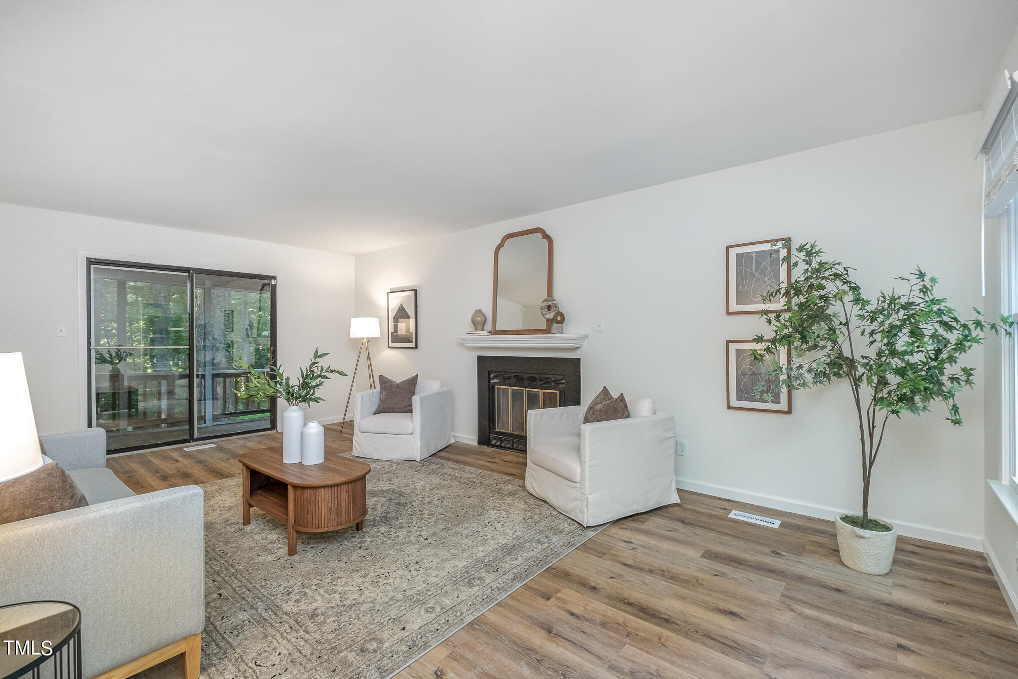 15 Copper Hill Court Durham, NC 27713 - Photo 5 of 27 007_dscf4763-edit