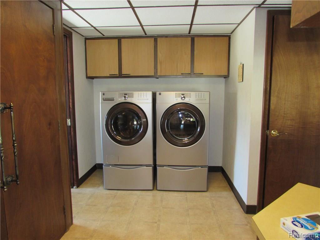 15325 Reeck Road Southgate, MI 48195 - Photo 18 of 34 IMG_1259.JPG