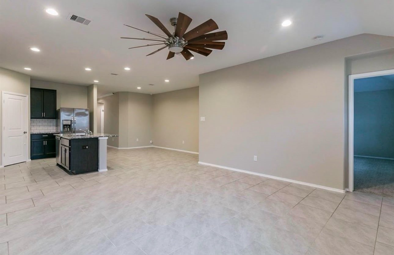 502 Poppy Field Court Rosharon, TX 77583 - Photo 8 of 20