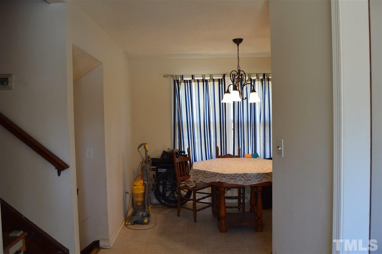3917 Willow Oak Road Raleigh, NC 27604 - Photo 2 of 6
