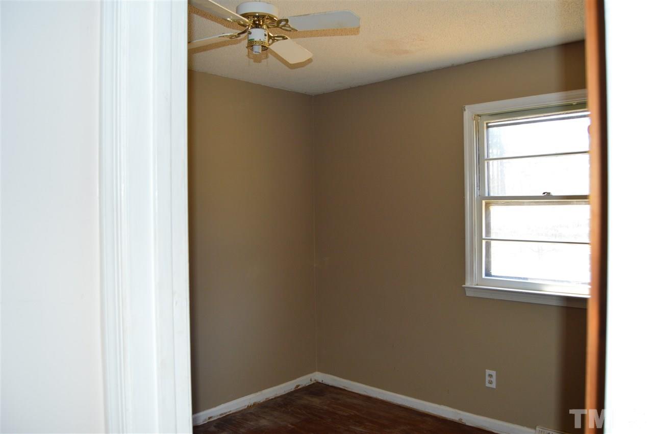 3917 Willow Oak Road Raleigh, NC 27604 - Photo 4 of 6