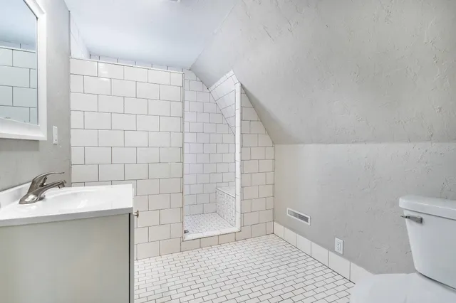 $97,000 | 231 East Snelling Avenue, Appleton, MN 56208