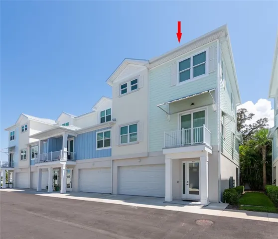 $879,900 | 835 Oak Bend Lane, Dunedin, FL 34698