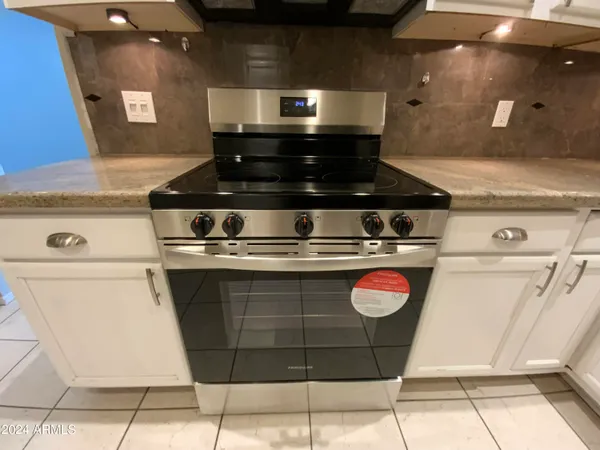 $2,500 | 1513 East Mineral Road, Gilbert, AZ 85234