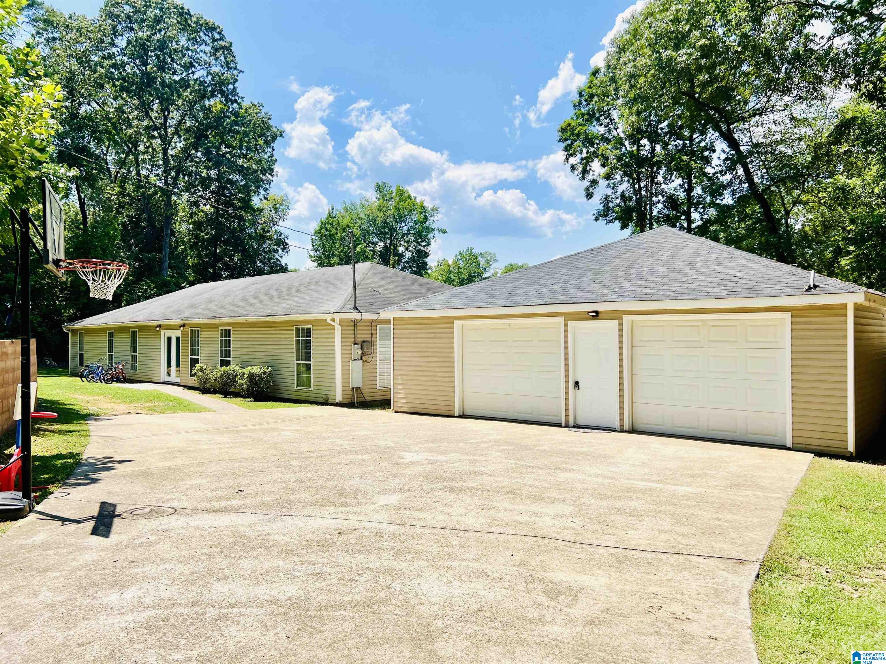 165 Dove Cove Road Talladega, AL 35160 - Photo 1 of 29