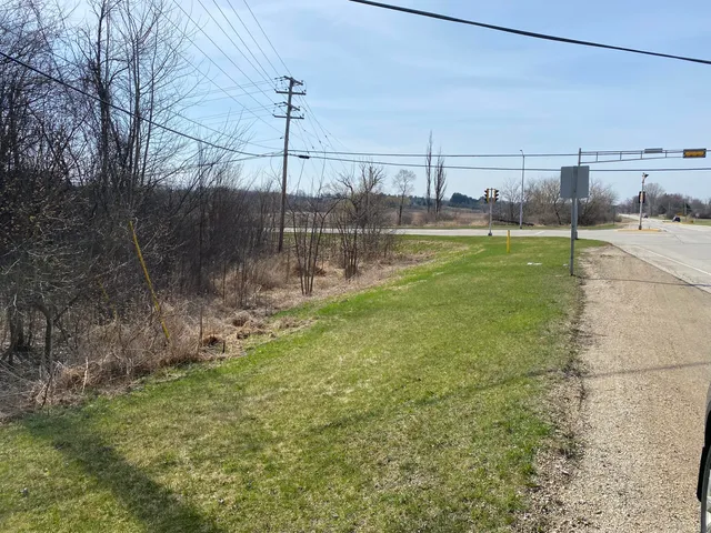 $84,900 | Lt2-blk1 Pioneer Road, Cedarburg, WI 53012