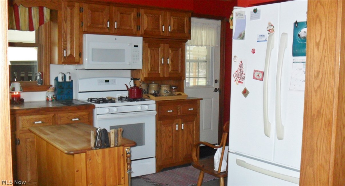 5248 Rochester Road Homeworth, OH 44634 - Photo 7 of 33 Gallery Image 7
