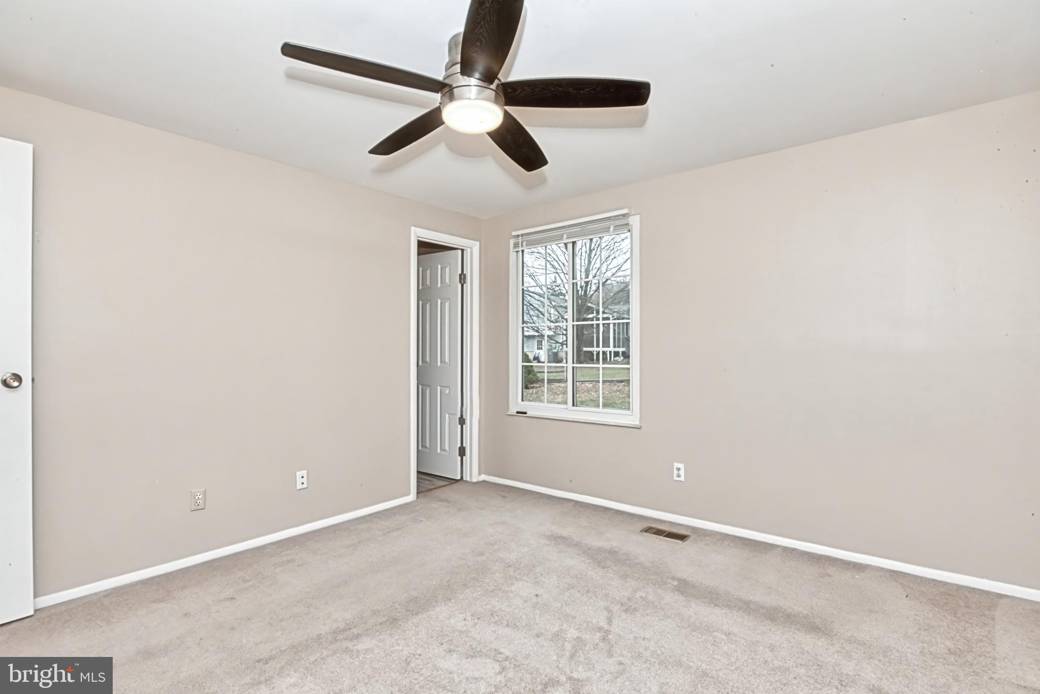 12828 Pinecrest Road Herndon, VA 20171 - Photo 23 of 46
