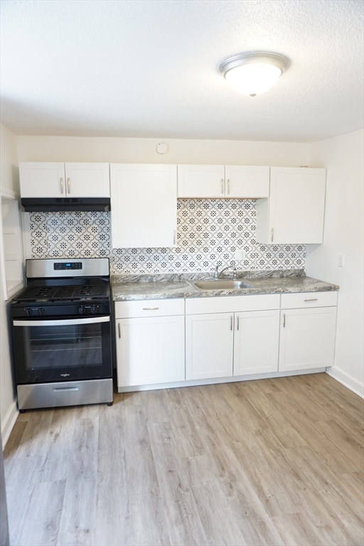7 Floyd Street, Unit 2 Lowell, MA 01852 - Photo 2 of 21