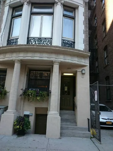 $3,195 | 303 West 106th Street, Unit 12A | Upper West Side