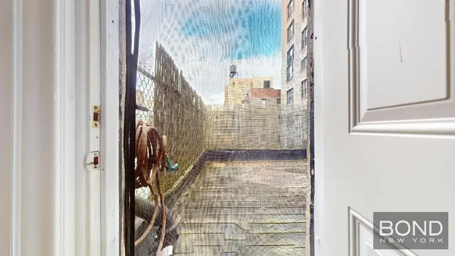 $3,195 | 303 West 106th Street, Unit 12A | Upper West Side