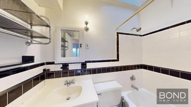 $3,195 | 303 West 106th Street, Unit 12A | Upper West Side