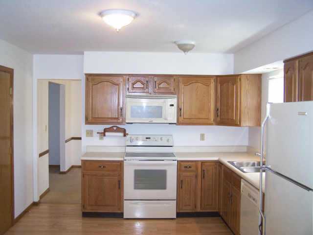 5322 York Road Southwest Pataskala, OH 43062 - Photo 4 of 5