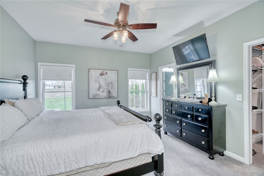 625 Pine Lakes Trail Webster, NY 14580 - Photo 18 of 50