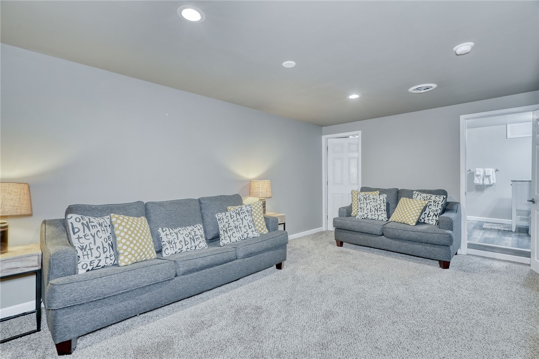 625 Pine Lakes Trail Webster, NY 14580 - Photo 30 of 50