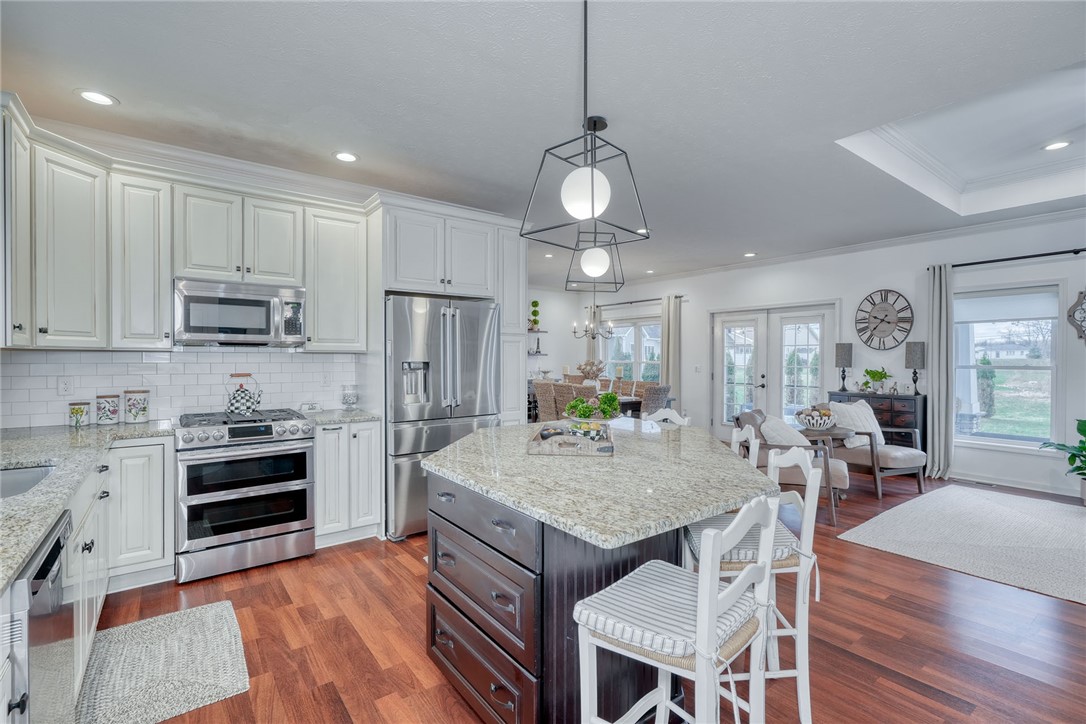 625 Pine Lakes Trail Webster, NY 14580 - Photo 5 of 50