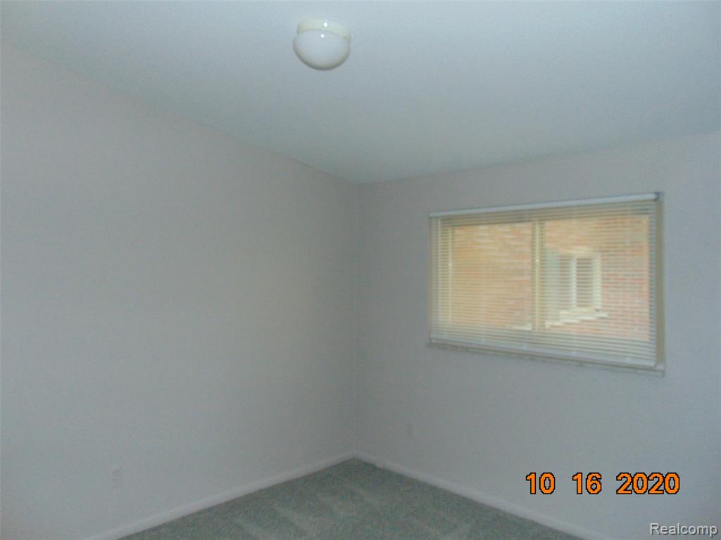1127 Derby Road, Unit 7 Birmingham, MI 48009 - Photo 13 of 15