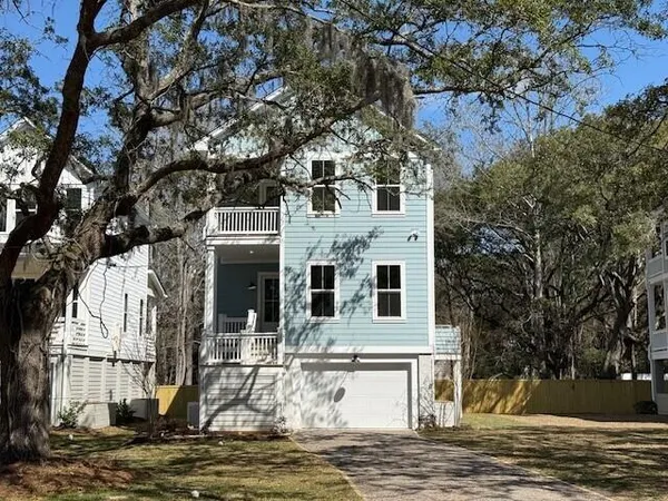 $919,000 | 1350 Lucinda Street, Mount Pleasant, SC 29466