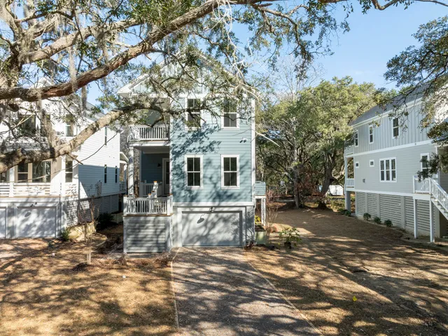 $924,000 | 1350 Lucinda Street, Mount Pleasant, SC 29466