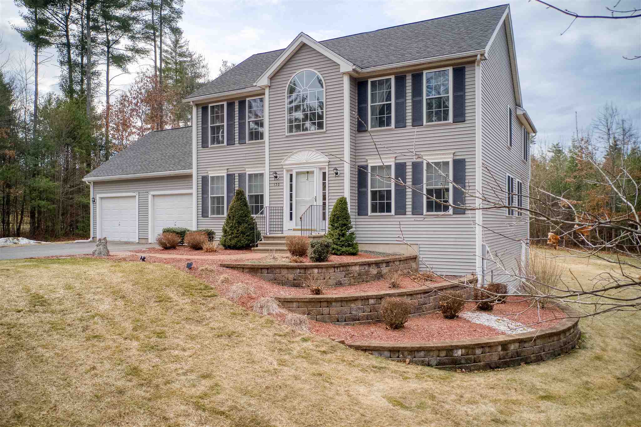 130 Pinecrest Road Litchfield, NH 03052 - Photo 1 of 40