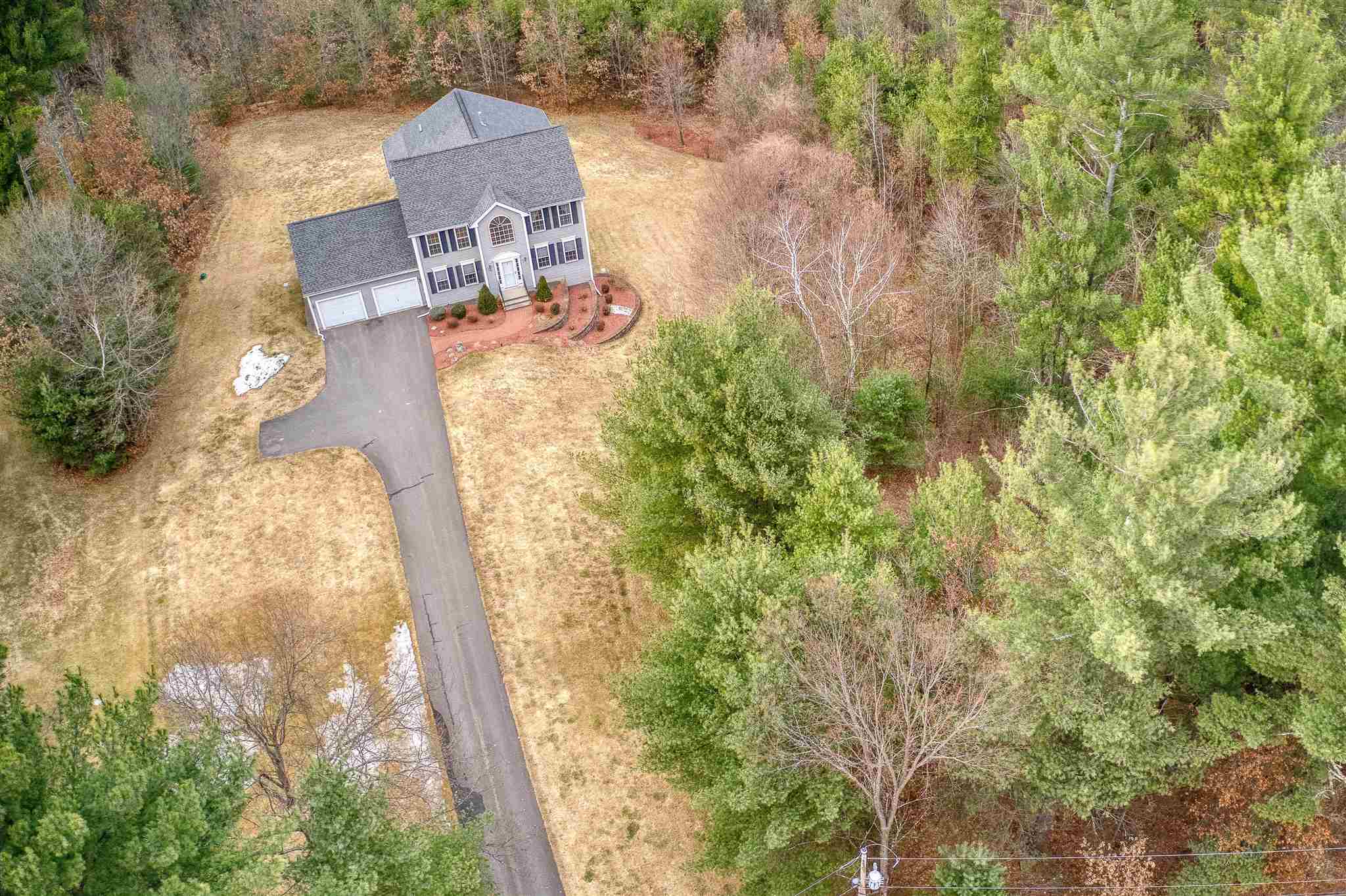 130 Pinecrest Road Litchfield, NH 03052 - Photo 3 of 40