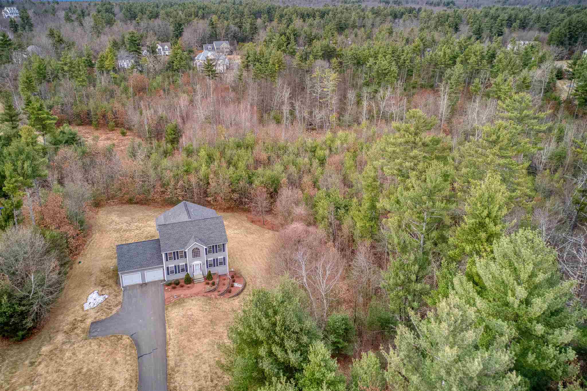 130 Pinecrest Road Litchfield, NH 03052 - Photo 4 of 40