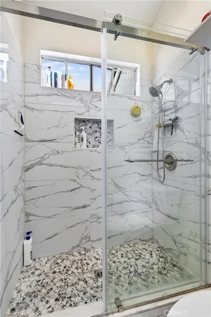 $469,999 | 1941 Glenoaks Boulevard, Unit 190, San Fernando, CA 91340