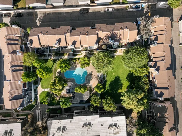 $469,999 | 1941 Glenoaks Boulevard, Unit 190, San Fernando, CA 91340