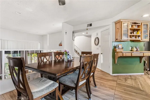 $469,999 | 1941 Glenoaks Boulevard, Unit 190, San Fernando, CA 91340