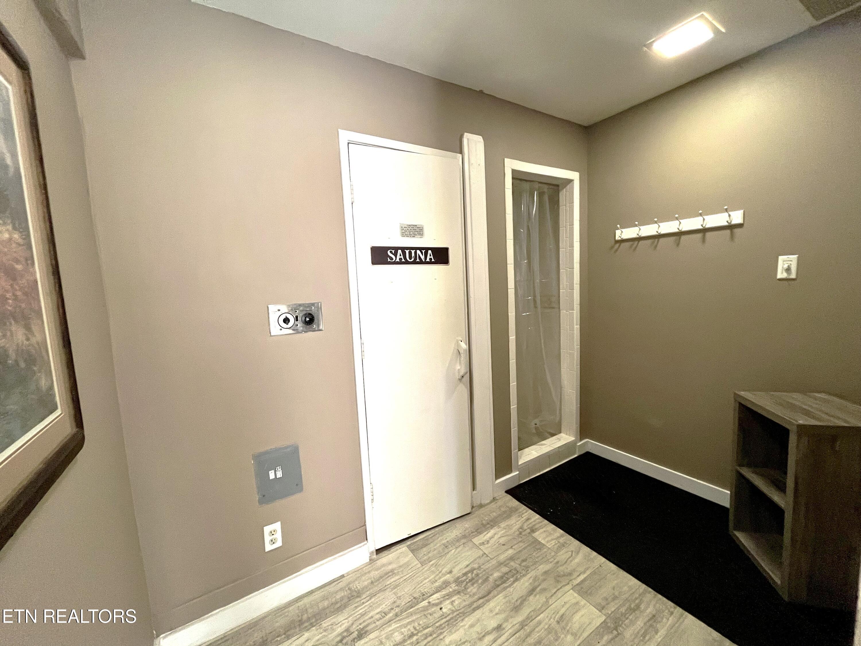 1081 Cove Road, Unit 1024 Sevierville, TN 37876 - Photo 28 of 39 Sauna