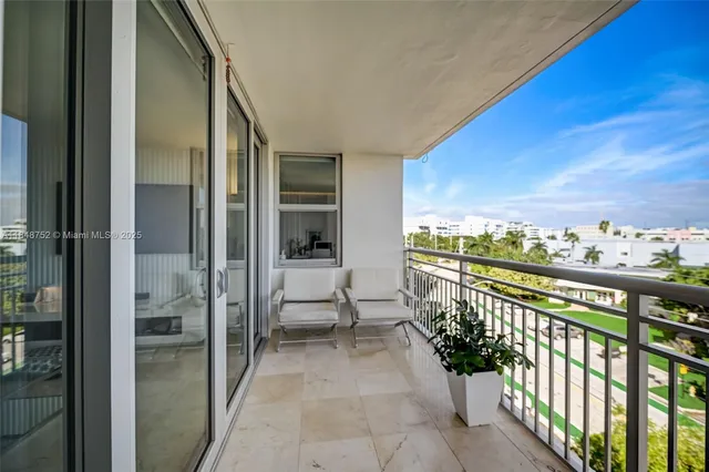 $749,000 | 9250 West Bay Harbor Drive, Unit 5D, Bay Harbor Islands, FL 33154