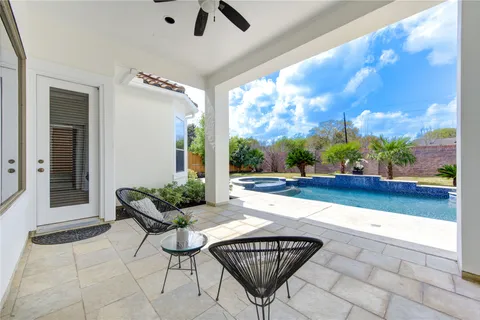 $1,490,000 | 14014 Hampton Cove Drive, Houston, TX 77077