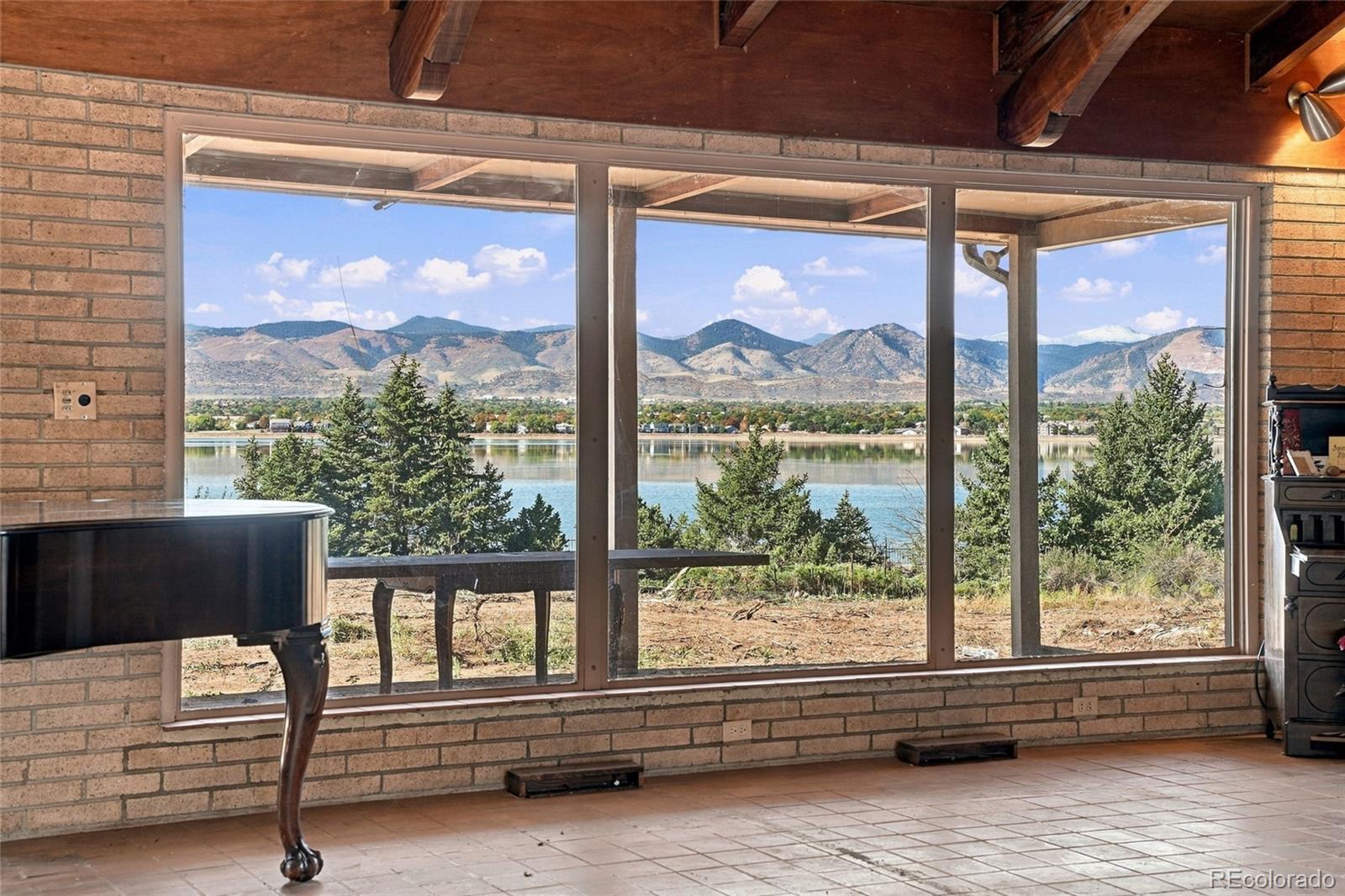 5500 Ridge Trail Bow Mar, CO 80123 - Photo 7 of 44 Gallery Image 7