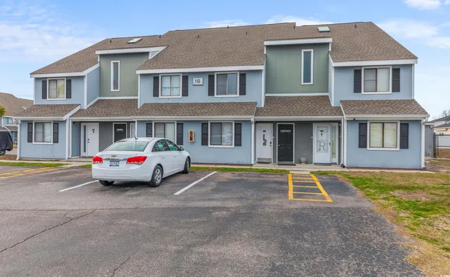 $165,000 | 1890 Colony Drive, Unit 16D, Surfside Beach, SC 29575