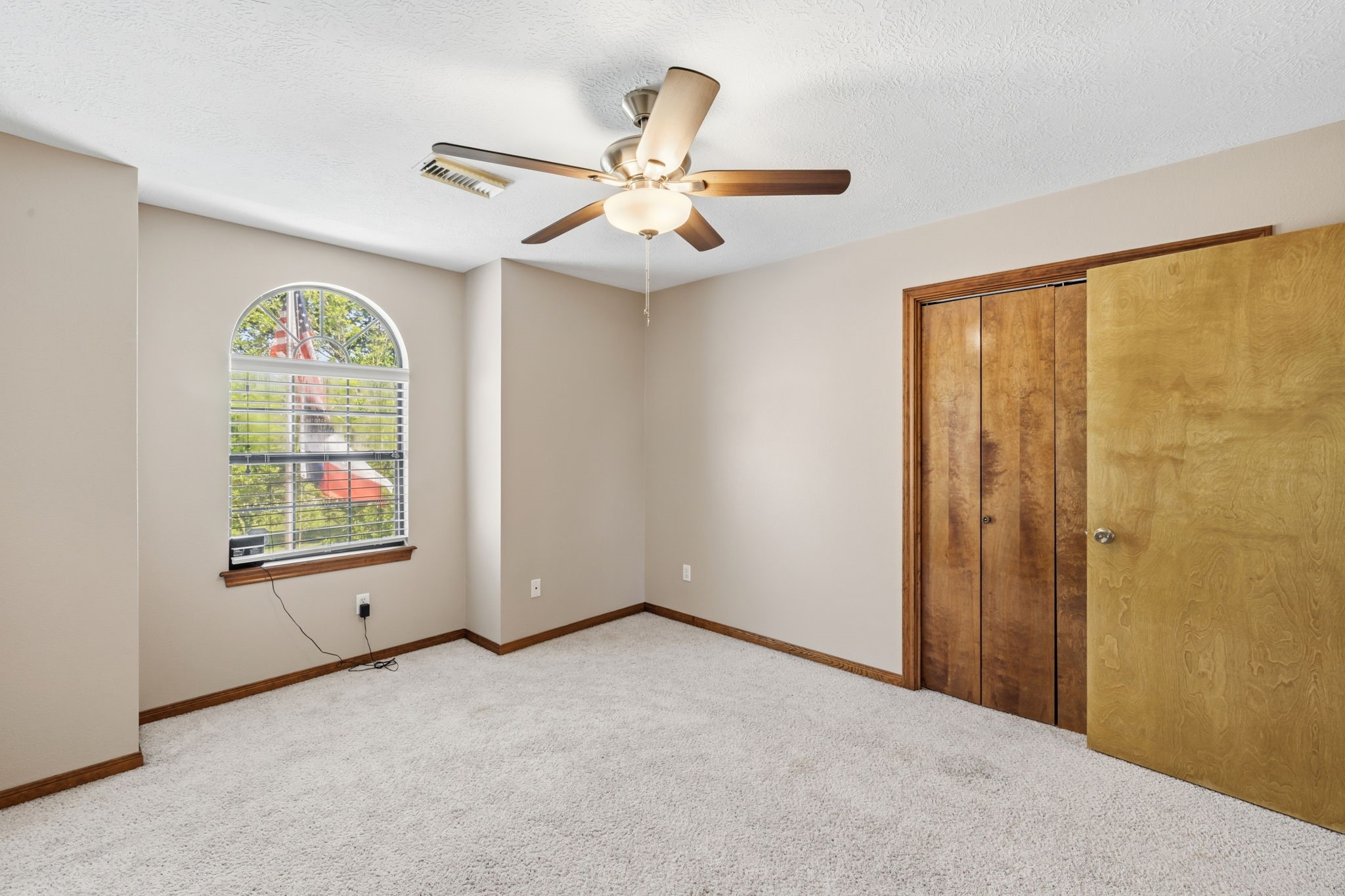 5922 Red Fish Run Baytown, TX 77523 - Photo 30 of 37 Bedroom 1