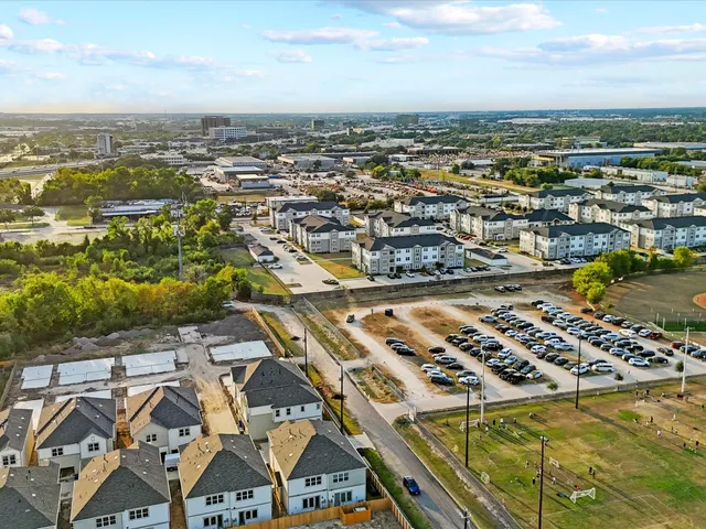 $319,990 | 6515 Rena Street, Houston, TX 77092