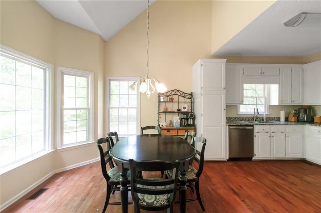 736 Ellison Road Tyrone, GA 30290 - Photo 8 of 20