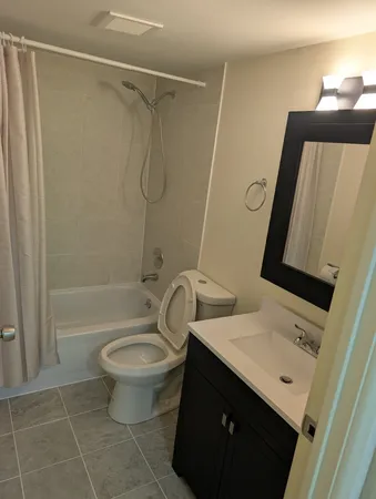 $215,000 | 1295 North Sterling Avenue, Unit 212, Palatine, IL 60067