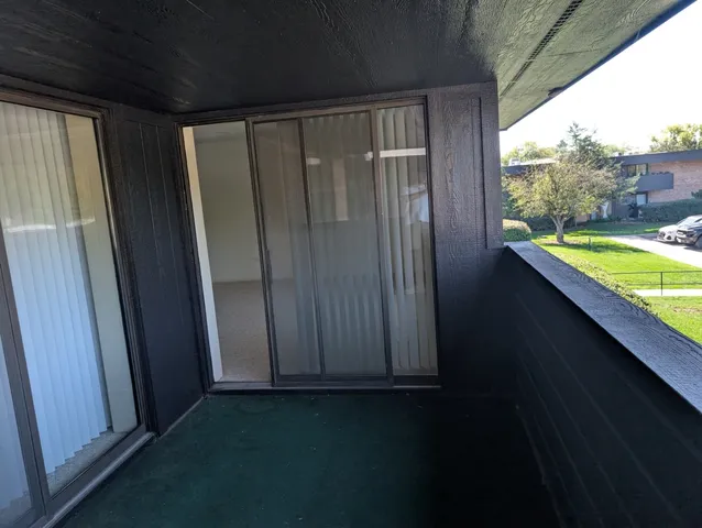 a view of room with closet area