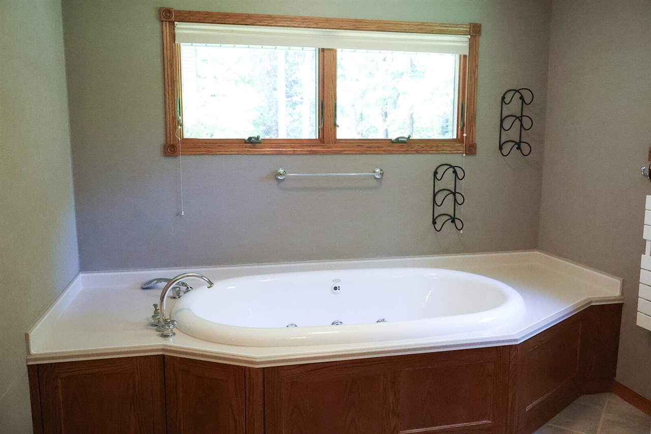 6697 Warren Woods Road Three Oaks, MI 49128 - Photo 38 of 99