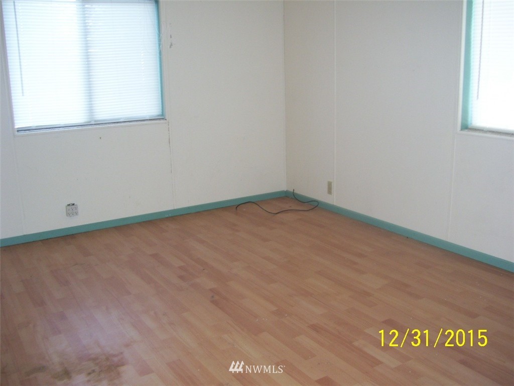 8635 Vince Road Northeast Moses Lake, WA 98837 - Photo 16 of 17 Gallery Image 16